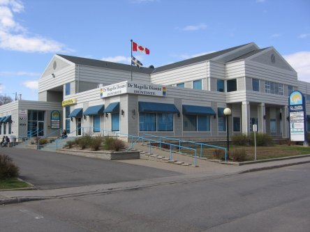 Photo de l'édifice du bureau La Pocatière - Centre Service Canada situé au 708, 4e Avenue à La Pocatière