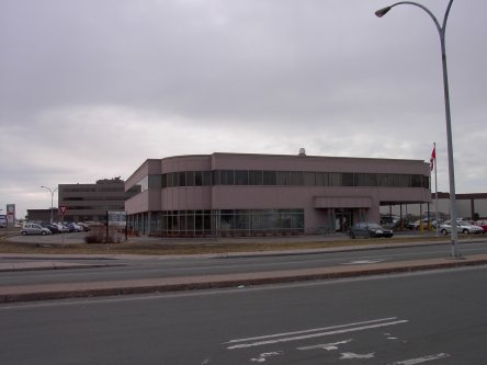 Building image of Brossard Service Canada Centre at 2501 Lapinière Boulevard in Brossard