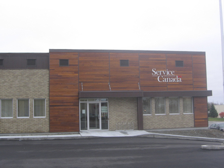 Photo de l'édifice du bureau Amos - Centre Service Canada situé au 502, 4e Rue Est à Amos