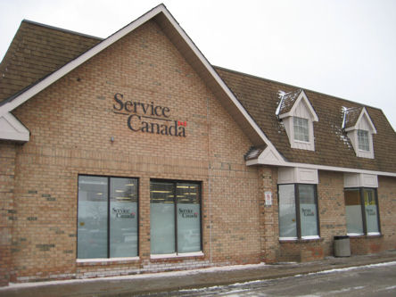 Building image of Markham Service Canada Centre at 5051 Highway 7 East in Markham