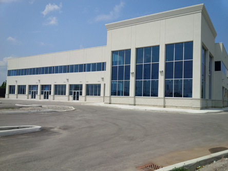 Building image of Milton Service Canada Centre at 433 Steeles Avenue East in Milton