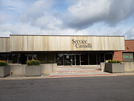Building image of Malton Service Canada Centre at 6877 Goreway Drive in Malton