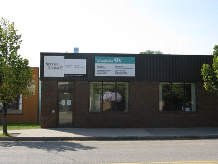 Photo de l'édifice du bureau Morden - Centre Service Canada situé au 158, rue Stephen à Morden