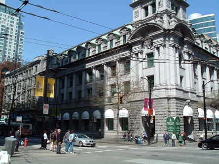 Photo de l'édifice du bureau Centre Service Canada de Vancouver - Services de Passeport situé au 757, rue Hastings ouest, suite 100 à Vancouver