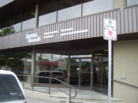 Photo de l'édifice du bureau Terrace - Centre Service Canada situé au 4630, avenue Lazelle à Terrace