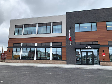 Building image of Saint-Jean-sur-Richelieu Service Canada Centre at 1235 Douglas Street in Saint-Jean-sur-Richelieu
