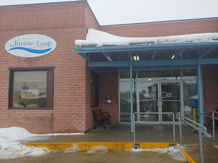Building image of Rivière-du-Loup Service Canada Centre at 299 Lafontaine Street in Rivière-du-Loup
