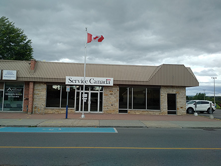Photo de l'édifice du bureau Hawkesbury - Centre Service Canada situé au 521, rue Main Est à Hawkesbury