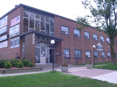 Building image of Georgetown Service Canada Centre at 232 Guelph Street in Georgetown