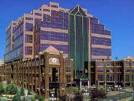 Building image of Edmonton Canada Place Service Canada Centre at 9700 Jasper Avenue in Edmonton