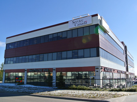 Photo de l'édifice du bureau Calgary Royal Vista - Centre Service Canada situé au 15, place Royal Vista Nord-Ouest à Calgary