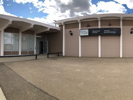Photo de l'édifice du bureau Brooks - Centre Service Canada situé au 211, 1ère avenue est à Brooks
