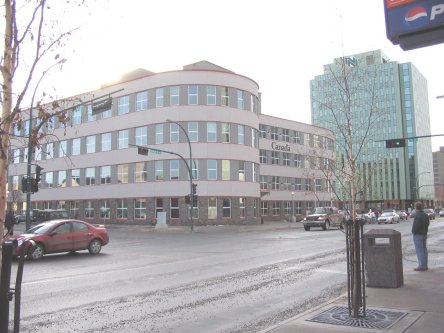 Photo de l'édifice du bureau Yellowknife - Centre Service Canada situé au 5101, 50e Avenue à Yellowknife