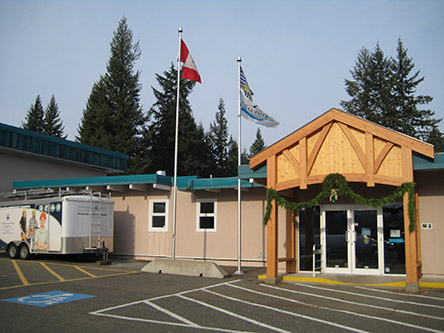 Photo de l'édifice du bureau Clearwater - site de services mobiles réguliers situé au 209, chemin Dutch Lake à Clearwater